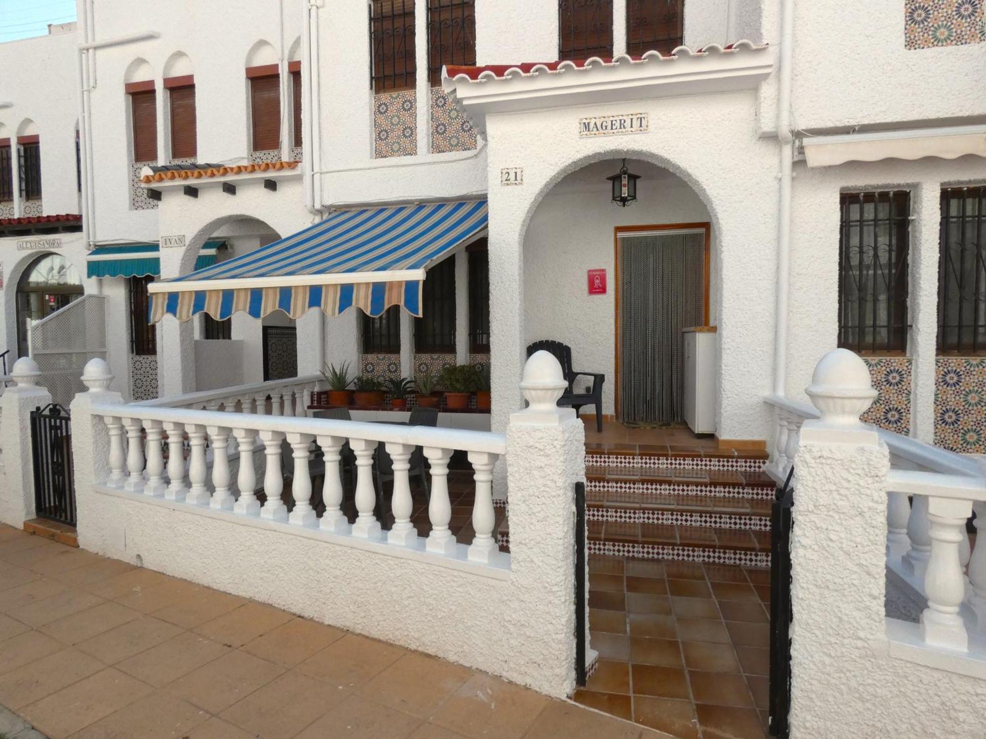 Villa Magerit, Entire Home 5 Minutes Easy Walk To Sandy Beach Torre La Mata Exterior foto